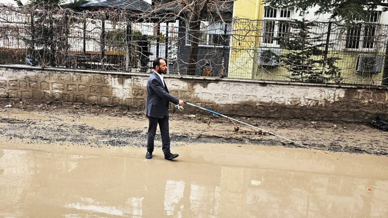 Selçuk Onat; Sahabiye’de yollar balık tutulacak hale geldi