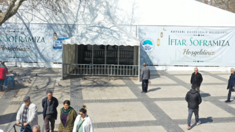 Büyükşehir Belediyesi yemekhanesini iftarda halka açıyor