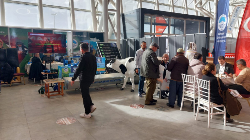 Tarım, Hayvancılık ve Gıda Fuarı’nda Üreticilerden Başkan Büyükkılıç’a Teşekkür