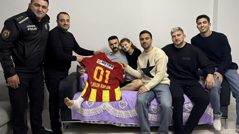 Kayserisporlu futbolculardan anlamlı ziyaret