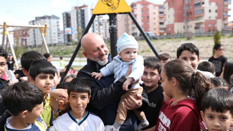 Kocasinan’da Parklar Ve Bahçeler Kış Bakımıyla Yenileniyor