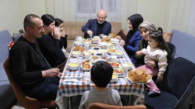 Kocasinan’da Her Gün Bir Evde Gönül Sofrası Kuruluyor