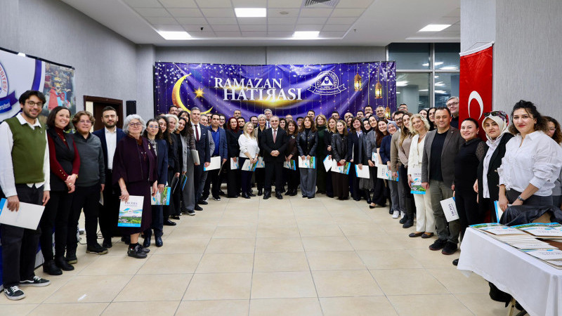 Rektör Prof. Dr. Fatih Altun, Çeşitli Alanlarda Ödül Alan Akademisyenler ile Bir Araya Geldi