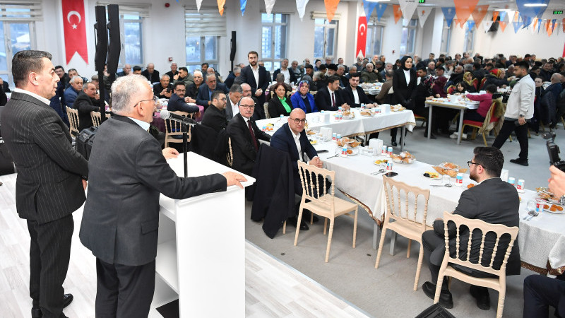 Başkan Büyükkılıç’tan Tomarza ve Bünyan’da Ramazan-I Şerif Buluşmaları; “Üretenin Hizmetkârıyız”