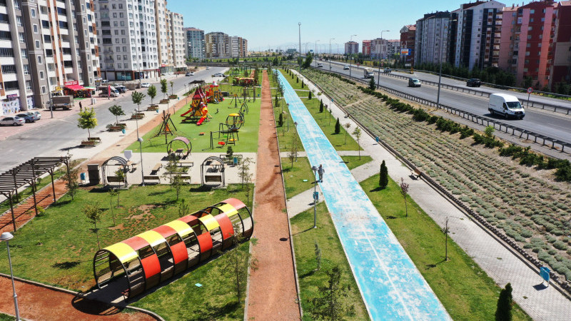 Kocasinan’da Toprakla Büyüyen Çocuklar Daha Mutlu