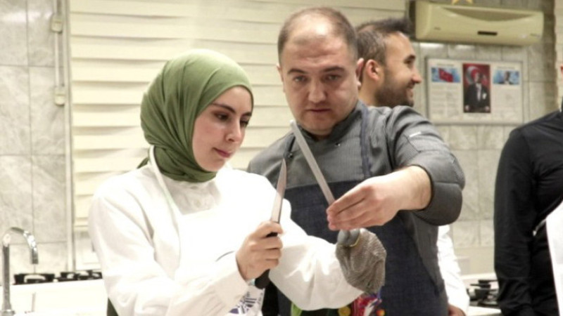 KAYMEK’ten Doğrama ve Sunum Teknikleri Kursu