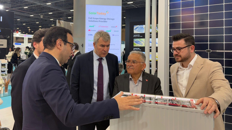Başkan Büyükkılıç, Solarex İstanbul Fuarı’na Katıldı