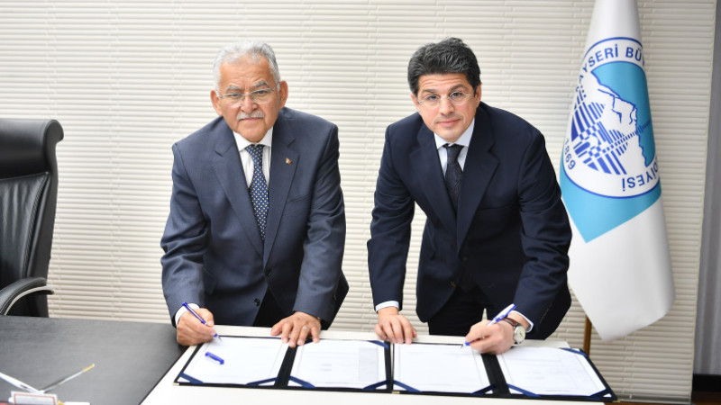 Başkan Büyükkılıç, Erciyes’te Türkiye’nin En Uzun ve En İddialı Dağ Kızağı Tesisi İçin İmzayı Attı