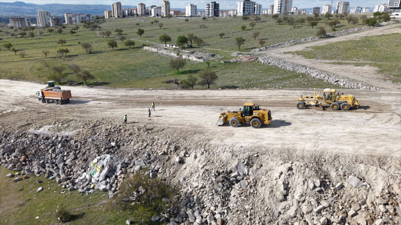  “Hizmet Yapılaşmanın Önünde Gidiyor”