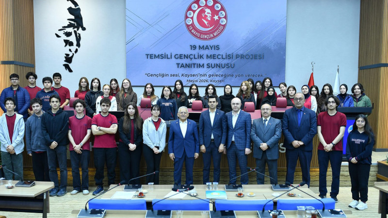 Öğrenci Ve Genç Dostu Büyükkılıç’tan, 19 Mayıs Temsili Gençlik Meclisi Projesine Tam Destek