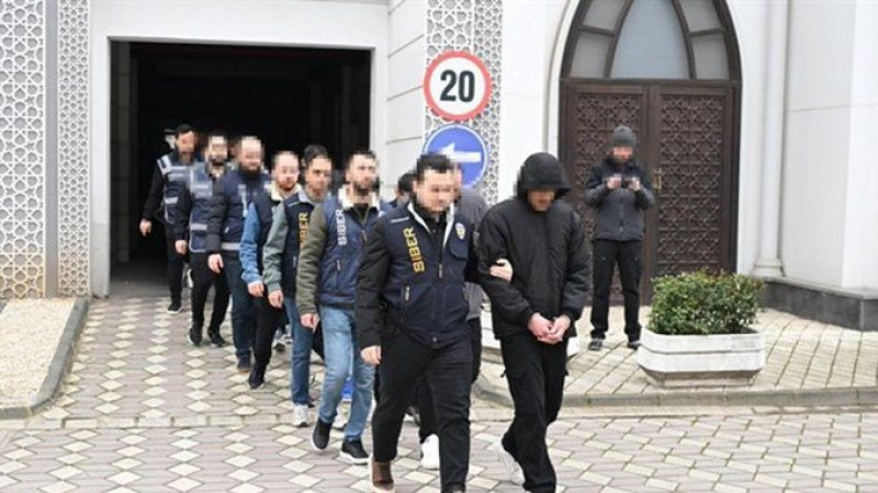 Yatırım vaadiyle dolandırıcılığa Kocaeli merkezli 6 ilde operasyon