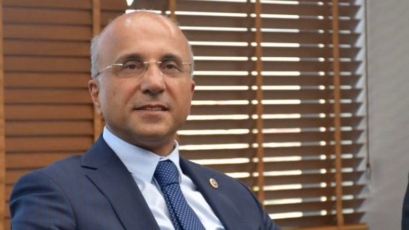 CHP’li Aşkın Genç; Hazine 100 lira borç için 105 lira faiz ödüyor