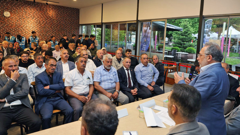 Vatandaş Sordu, Başkan Yalçın Osmanlı Evi'nde Cevapladı