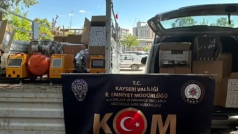 Kayseri'de 1 milyon 50 bin adet makaron ele geçirildi