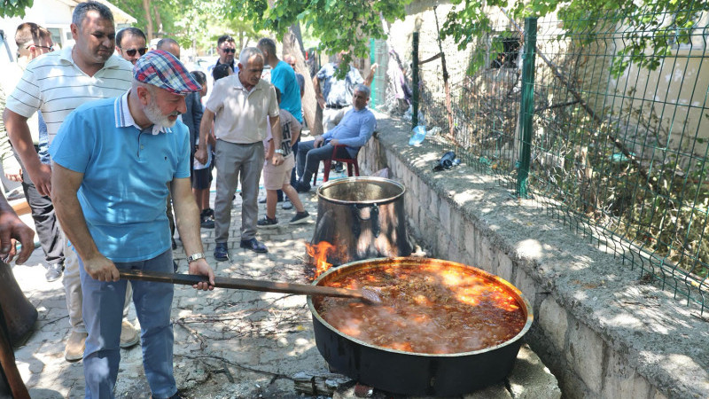 Başkan Çolakbayrakdar, Obruk’ta Sıla-İ Rahim Buluşmasına Katıldı