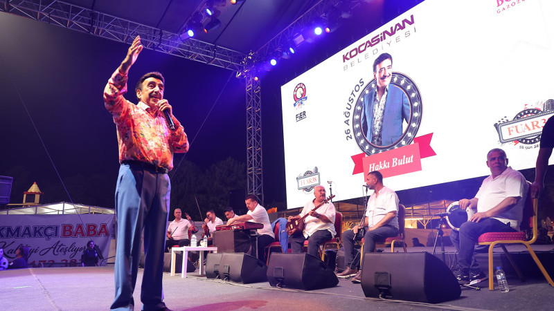    Hakkı Bulut Kayseri’de Sevenleri İle Buluştu