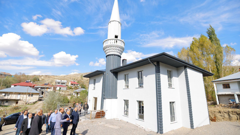 Depremde zarar gören Yedioluk Camii Yeniden İbadete Kazandırıldı